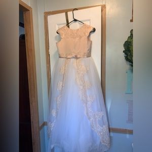 This dress only been worn once